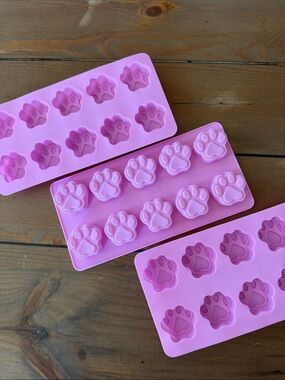3 Pack Pink Paw Print Silicone Mold Tray Set